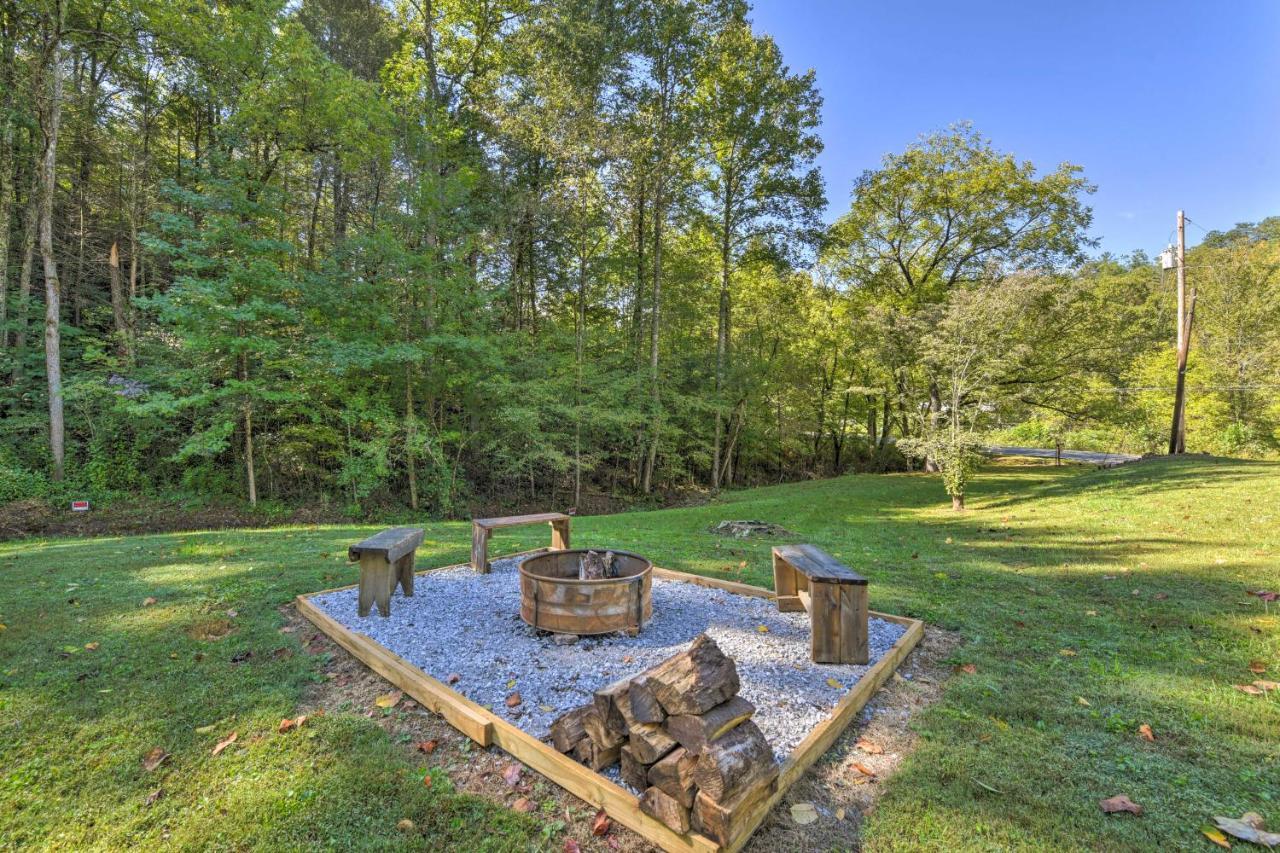 Smoky Mountain Cozy Cove Cabin Deck And Fire Pit! Cosby Zewnętrze zdjęcie