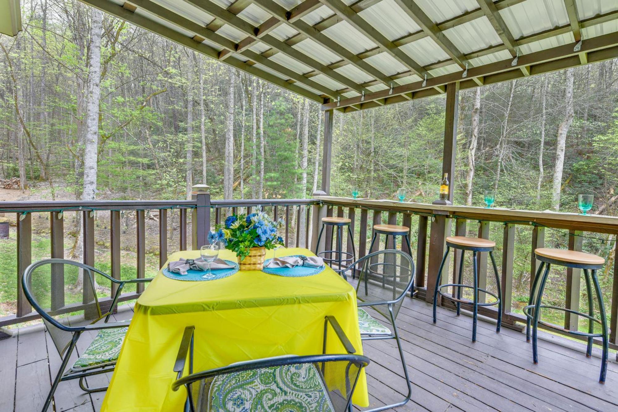 Smoky Mountain Cozy Cove Cabin Deck And Fire Pit! Cosby Zewnętrze zdjęcie