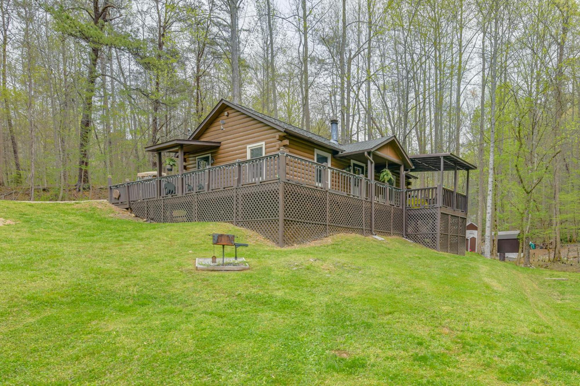 Smoky Mountain Cozy Cove Cabin Deck And Fire Pit! Cosby Zewnętrze zdjęcie